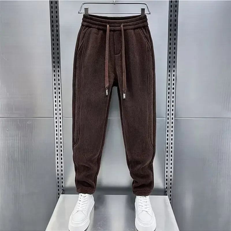 Hermann | Trendy Hose im Rippen-Stil
