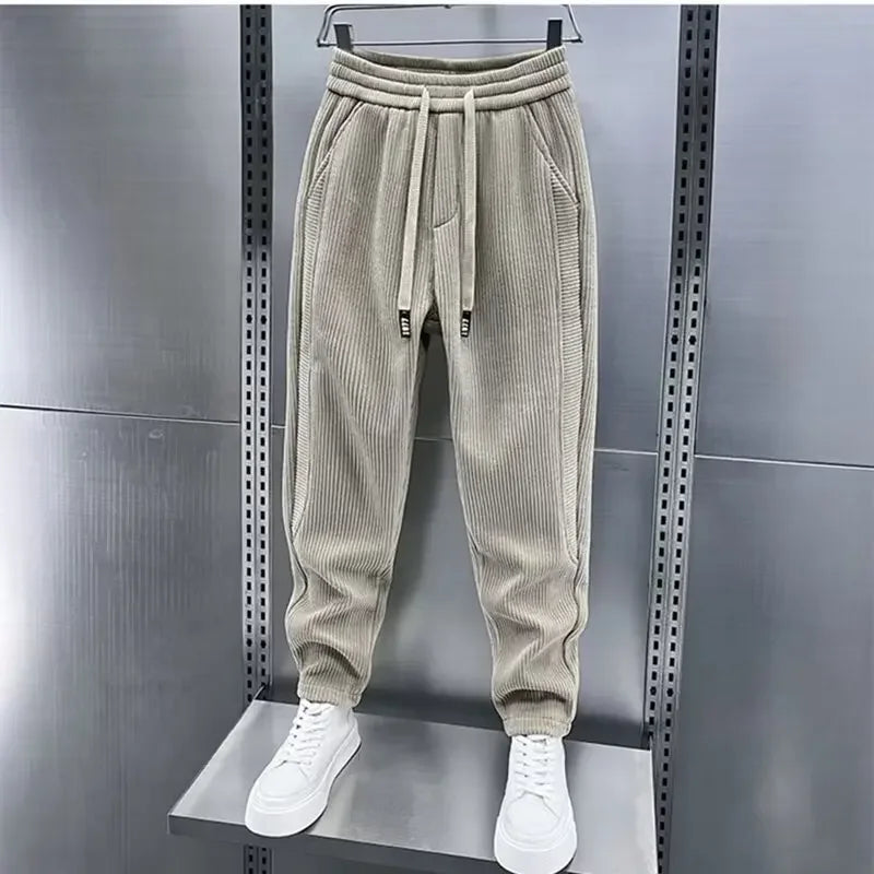 Hermann | Trendy Hose im Rippen-Stil
