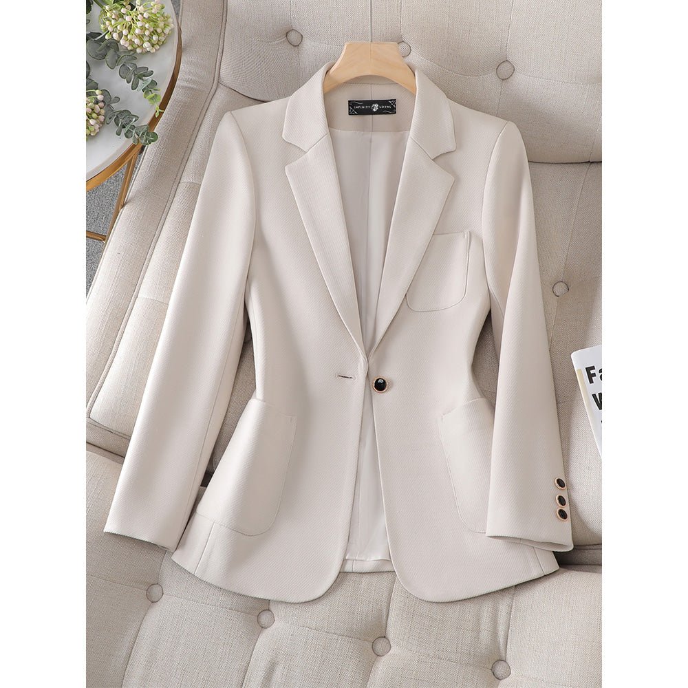 DEODORA I LÄSSIGER BLAZER