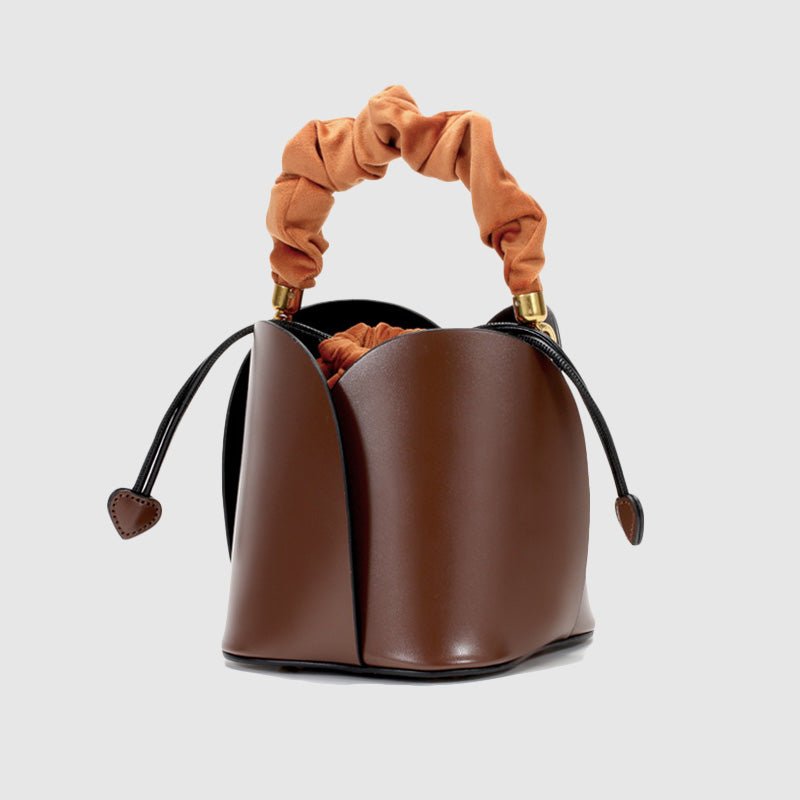 JULEIKA I LUXURIÖSE LEDERHANDTASCHE