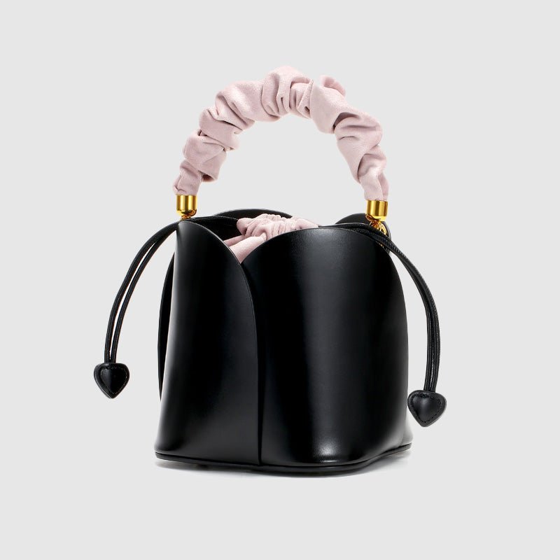 JULEIKA I LUXURIÖSE LEDERHANDTASCHE