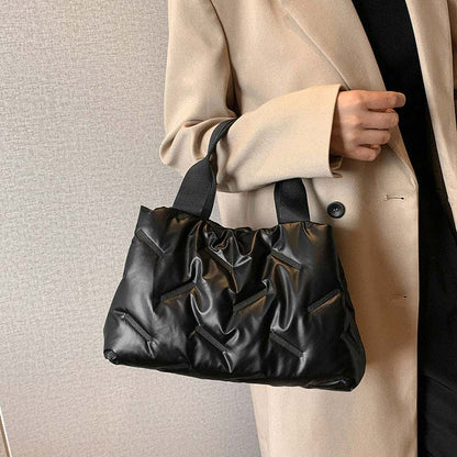 CYRA I KLASSISCHE LEDERHANDTASCHE